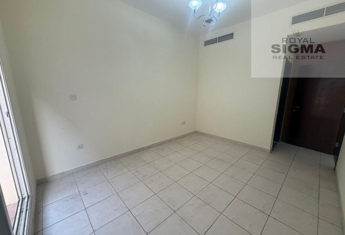 1BHK Terrace Apartment||Huge size|| Near Bus Stand photo 8