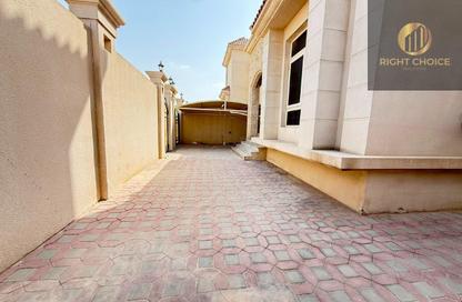 Villa - 4 Bedrooms - 7 Bathrooms for rent in Khalifa City A Villas - Khalifa City A - Khalifa City - Abu Dhabi
