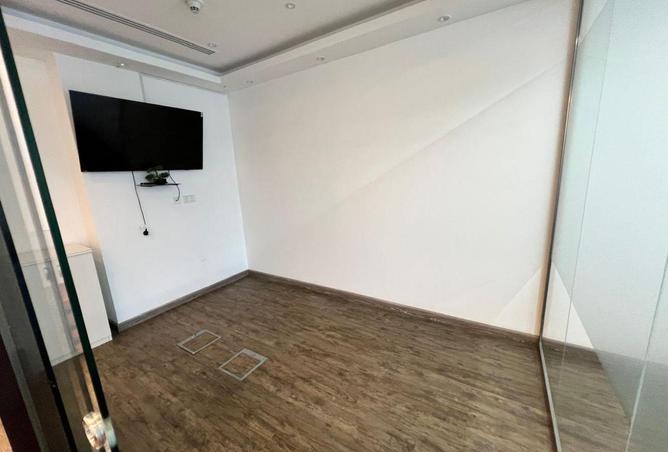 82801350 - Property Image 3