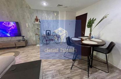 Apartment - 1 - 2 for sale in Royal Residence 2 - Royal Residence - Dubai Sports City - Dubai