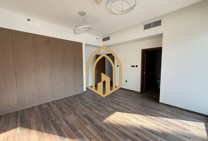 165039168 - Property Image 3