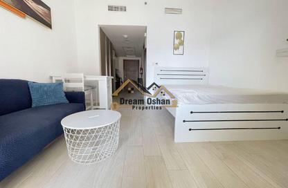 Apartment - Studio - 1 Bathroom for rent in Azizi Aliyah - Dubai Healthcare City 2 - Al Jaddaf - Dubai