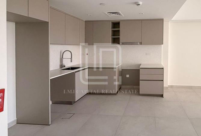 83243322 - Property Image 3