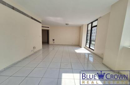 Apartment - 3 - 4 for rent in Golden Sands 8 - Al Mankhool - Bur Dubai - Dubai Apartment - 3 - 4 for rent in Golden Sands 8 - Al Mankhool - Bur Dubai - Dubai