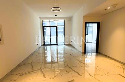 Apartment - 1 - 2 for rent in Royal Regency - Business Bay - Dubai