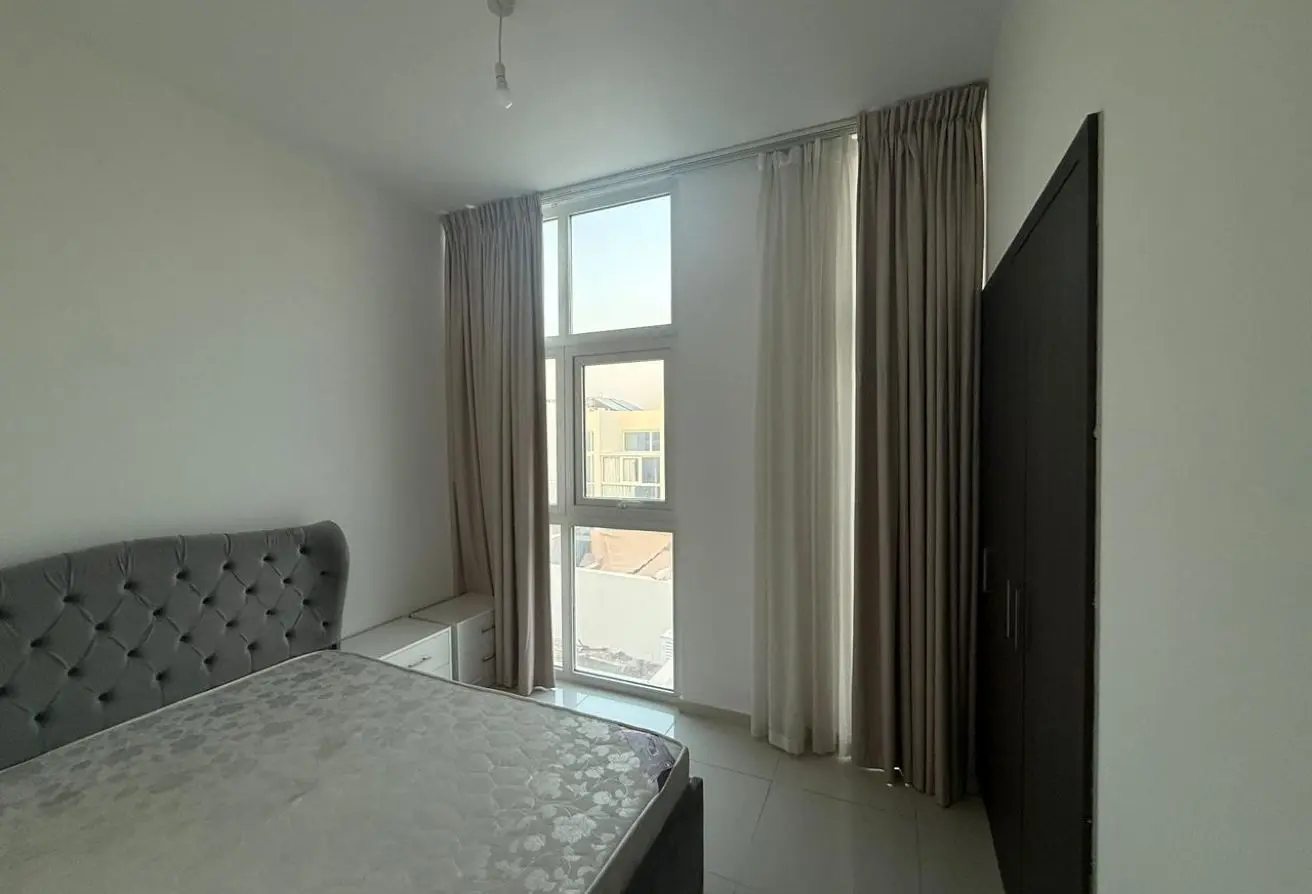 128813402 - Property Main Image