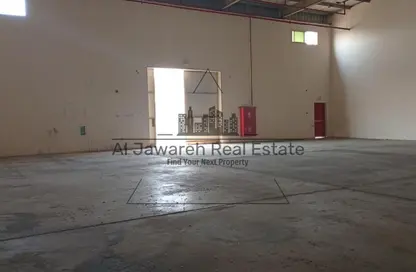 مستودع - استوديو - 1 حمام للايجار في أم درع - أم القيوين