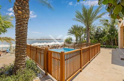 Apartment - 5 - 7 for rent in Palm Jumeirah - Dubai
