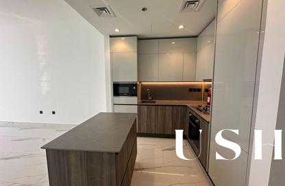 Apartment - 1 Bedroom - 2 Bathrooms for rent in Royal Regency - Business Bay - Dubai