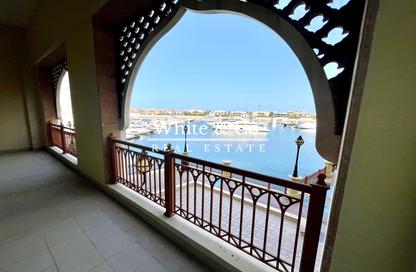 Apartment - 3 - 4 for rent in Marina Residences 1 - Marina Residences - Palm Jumeirah - Dubai