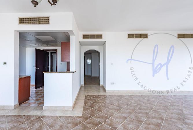 76166941 - Property Image 3