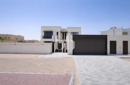 Villa - 6 Bedrooms - 7 Bathrooms for rent in Shakhbout City - Abu Dhabi