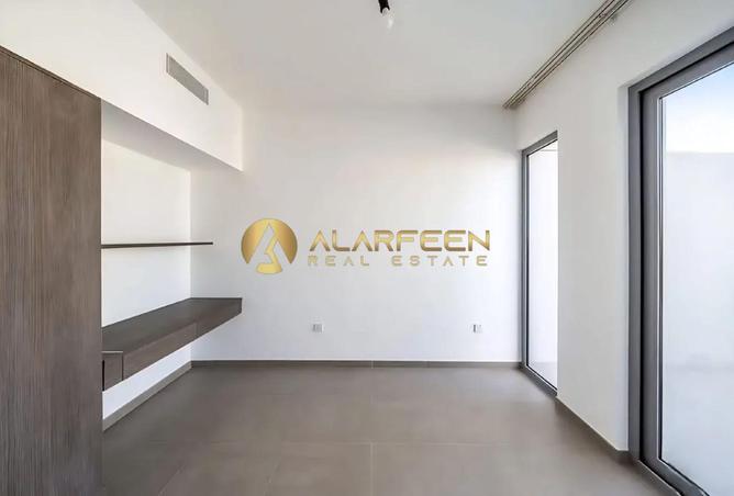 71131223 - Property Image 3