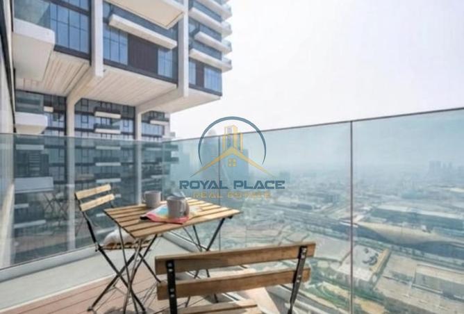 PREMIUM FURNISHING | VACANT | SZR VIEW photo 3