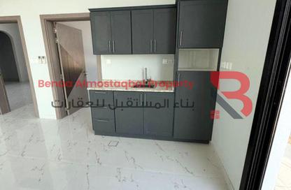 Villa - 5 Bedrooms - 7+ Bathrooms for sale in Gafat Al Nayyar - Zakher - Al Ain