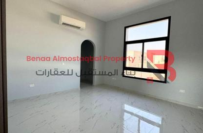 Villa - 5 Bedrooms - 7+ Bathrooms for sale in Gafat Al Nayyar - Zakher - Al Ain