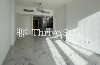 شقة - 2 غرف نوم - 2 حمامات للايجار في برج نورا - مدينة الحبتور - الخليج التجاري - دبي