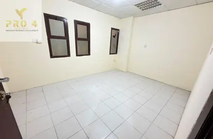 شقة - غرفة نوم - 1 حمام للايجار في آل نهيان - أبوظبي شقة - غرفة نوم - 1 حمام للايجار في آل نهيان - أبوظبي