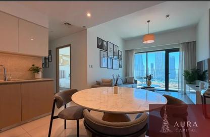 Apartment - 2 - 2 for rent in Burj Royale - Downtown Dubai - Dubai