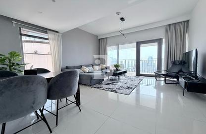Apartment - 1 Bedroom - 3 Bathrooms for rent in Boulevard Crescent Tower 1 - BLVD Crescent - Downtown Dubai - Dubai