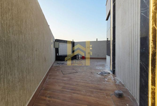 78200957 - Property Image 2