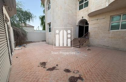 Villa - 6 - 7+ for rent in Shakhbout City - Abu Dhabi