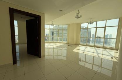 Apartment - 3 Bedrooms - 4 Bathrooms for rent in Al Khan Corniche - Al Khan - Sharjah
