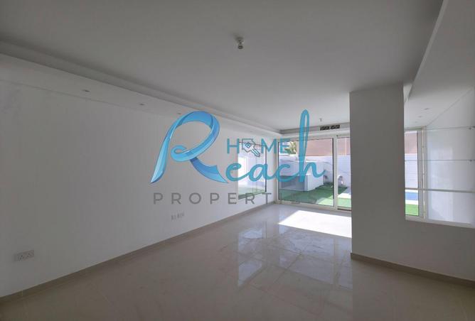 103723207 - Property Image 2