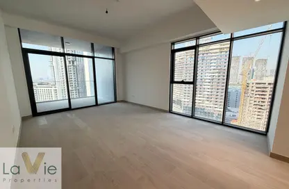 Apartment - 1 Bedroom - 1 Bathroom for rent in Azizi Riviera Beachfront Tower C - Azizi Riviera Beachfront - Azizi Riviera - Meydan One - Meydan - Dubai