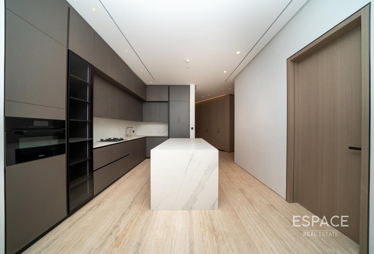 Elite Living | Private Facilities | Large Layouts photo 6