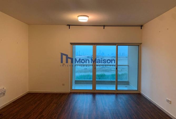 104255001 - Property Image 2