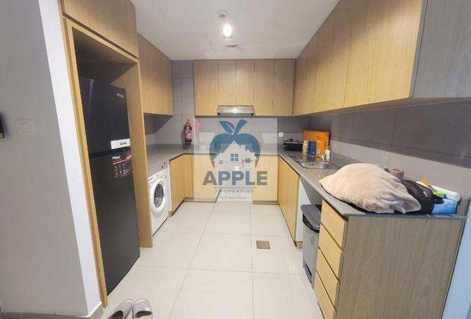 83221119 - Property Image 2