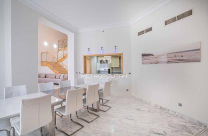 Apartment - 4 Bedrooms - 5 Bathrooms for sale in Al Shahla - Shoreline Apartments - Palm Jumeirah - Dubai
