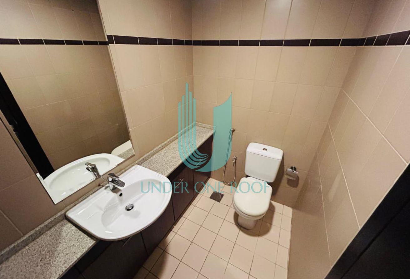 Spacious 1BR l Closed Kitchen l Available Now photo 10