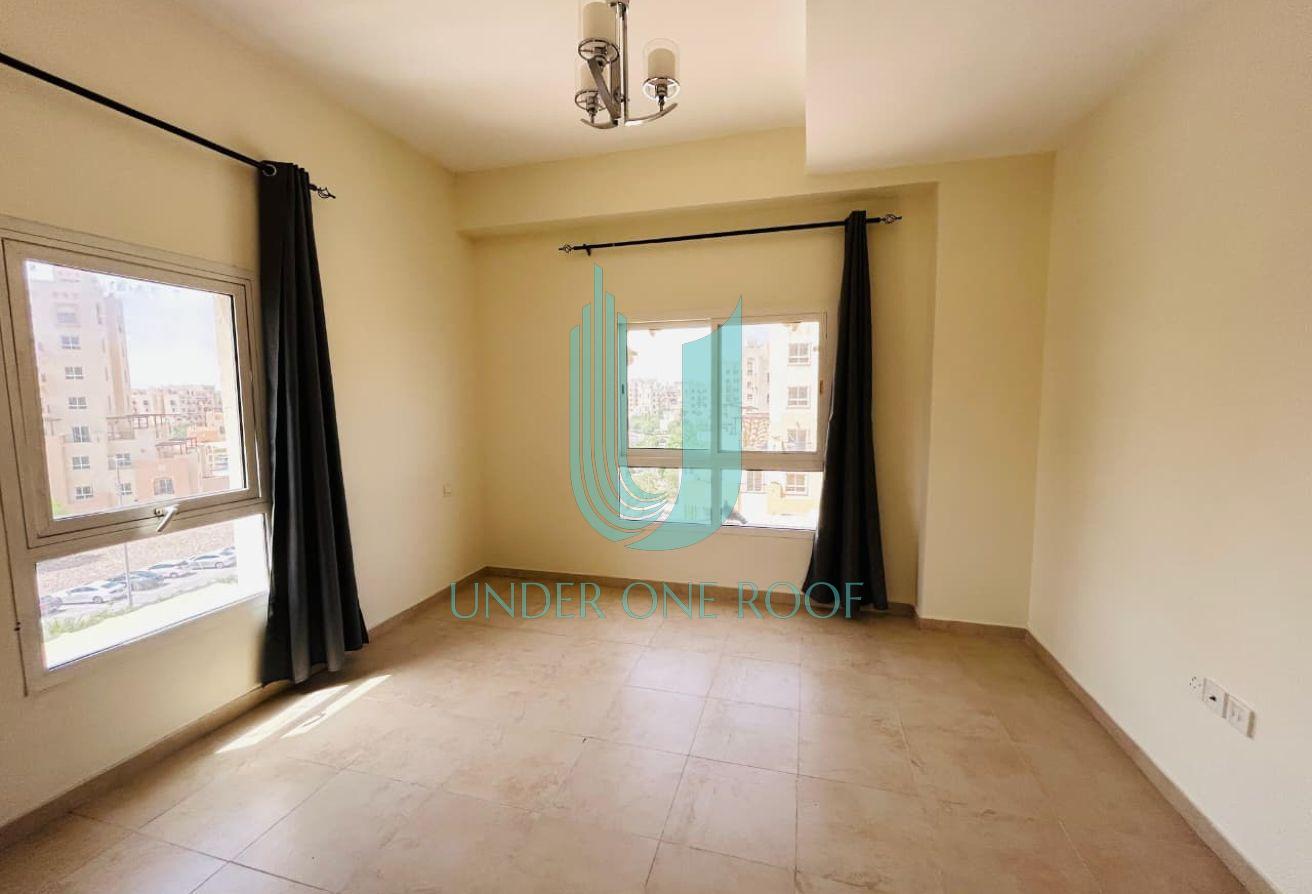 Spacious 1BR l Closed Kitchen l Available Now photo 7