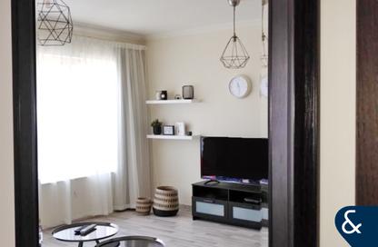 Apartment - 1 Bedroom - 1 Bathroom for sale in Marina Quays West - Marina Quays - Dubai Marina - Dubai