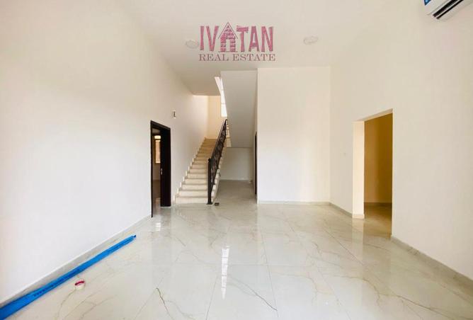136122698 - Property Image 2