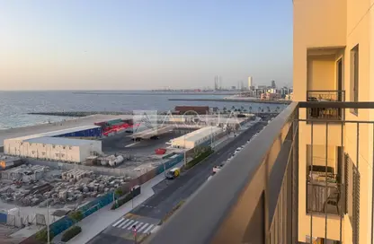 شقة - غرفة نوم - 1 حمام للايجار في مبنى لو بونت 3 - لو بونت - بورت دي لا مير - لا مير - جميرا - دبي