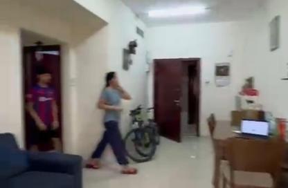 شقة - 2 غرف نوم - 2 حمامات للبيع في مجمع النهدة السكني - النهدة - الشارقة