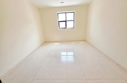 Apartment - 2 - 1 for rent in Fire Station Road - Muwaileh - Sharjah