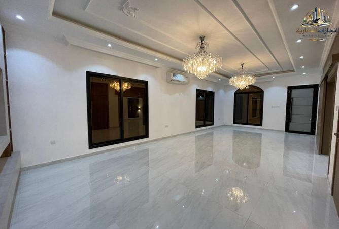 72307109 - Property Image 2