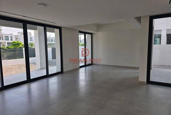 70272435 - Property Image 3