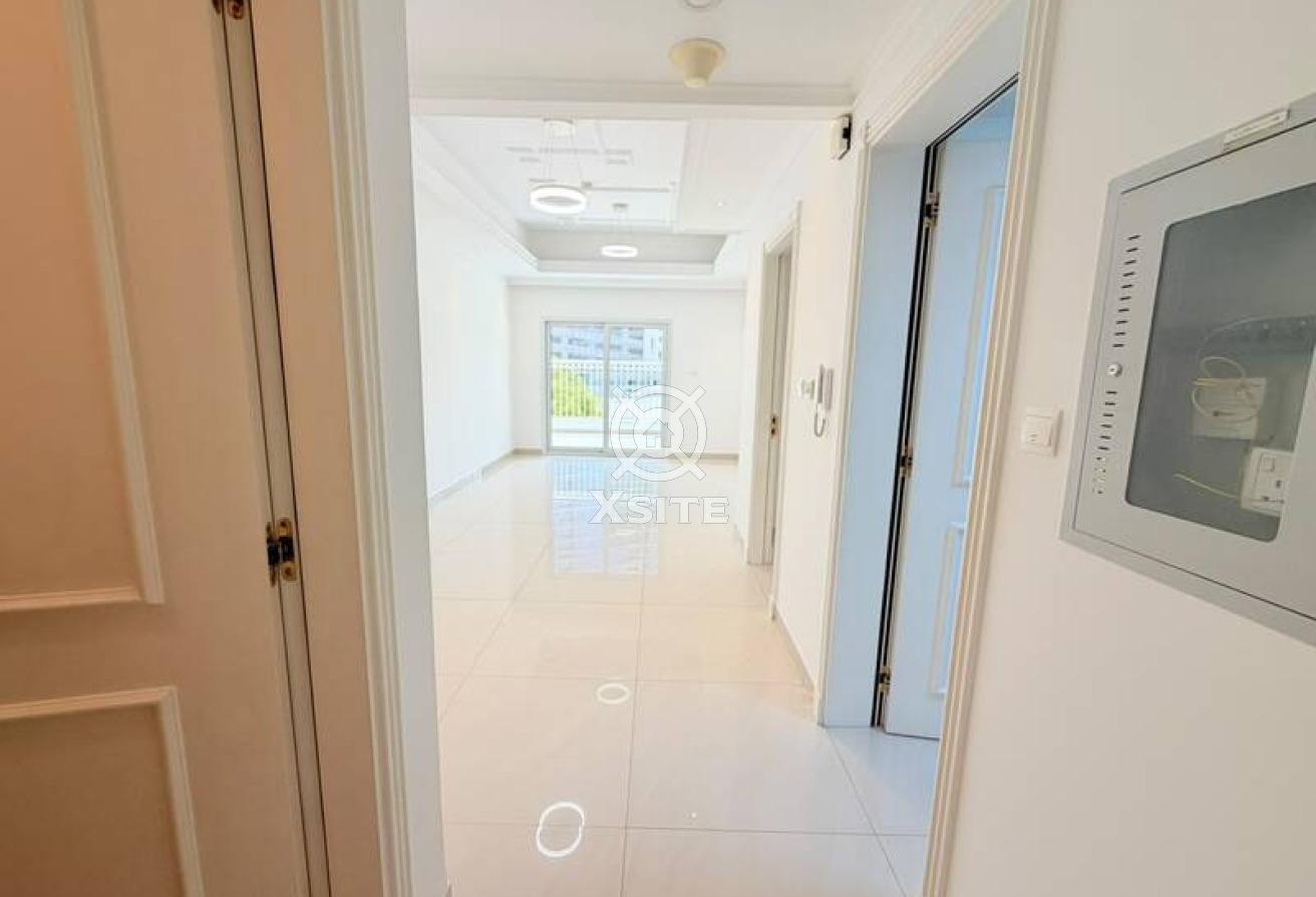 Modern 1 BR|Italian Style|Closed Kitchen photo 7