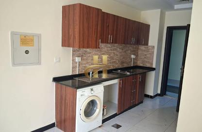 Apartment - Studio - 1 Bathroom for rent in Knightsbridge Court - District 13 - Jumeirah Village Circle - Dubai