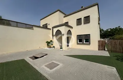 Villa - 3 Bedrooms - 4 Bathrooms for rent in District 8 - Jumeirah Park - Dubai Villa - 3 Bedrooms - 4 Bathrooms for rent in District 8 - Jumeirah Park - Dubai