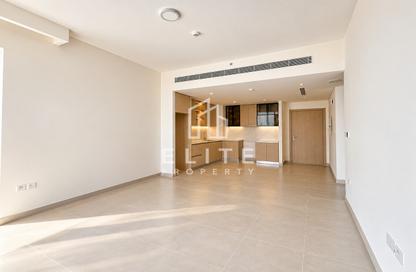 Apartment - 1 - 1 for rent in Golf Heights - The Views - Dubai