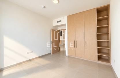 Apartment - 1 - 1 for rent in Golf Heights - The Views - Dubai