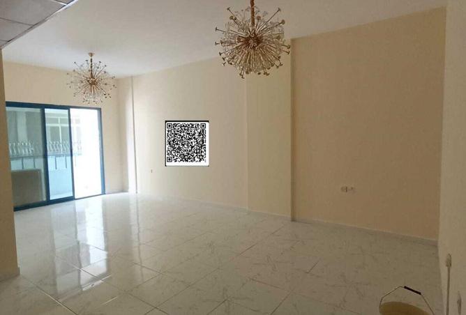 Two rooms | Balcony | Built-in wardrobes |