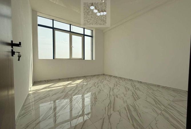 55751121 - Property Image 2