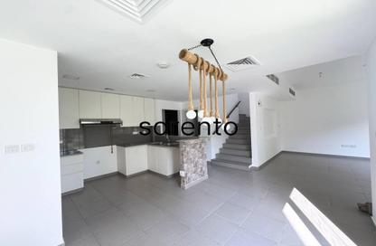 Townhouse - 3 - 3 for rent in Noor Townhouses - Town Square - Dubai